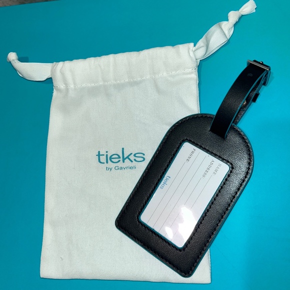 Tieks luggage tag (2025 advent calendar) - Picture 2 of 2